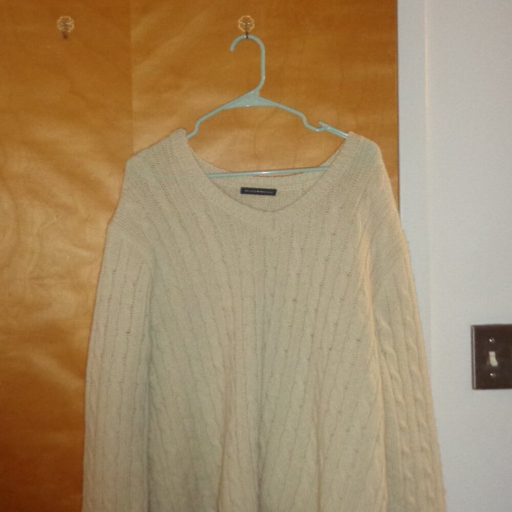 Brandy Melville Cable Knit Sweater